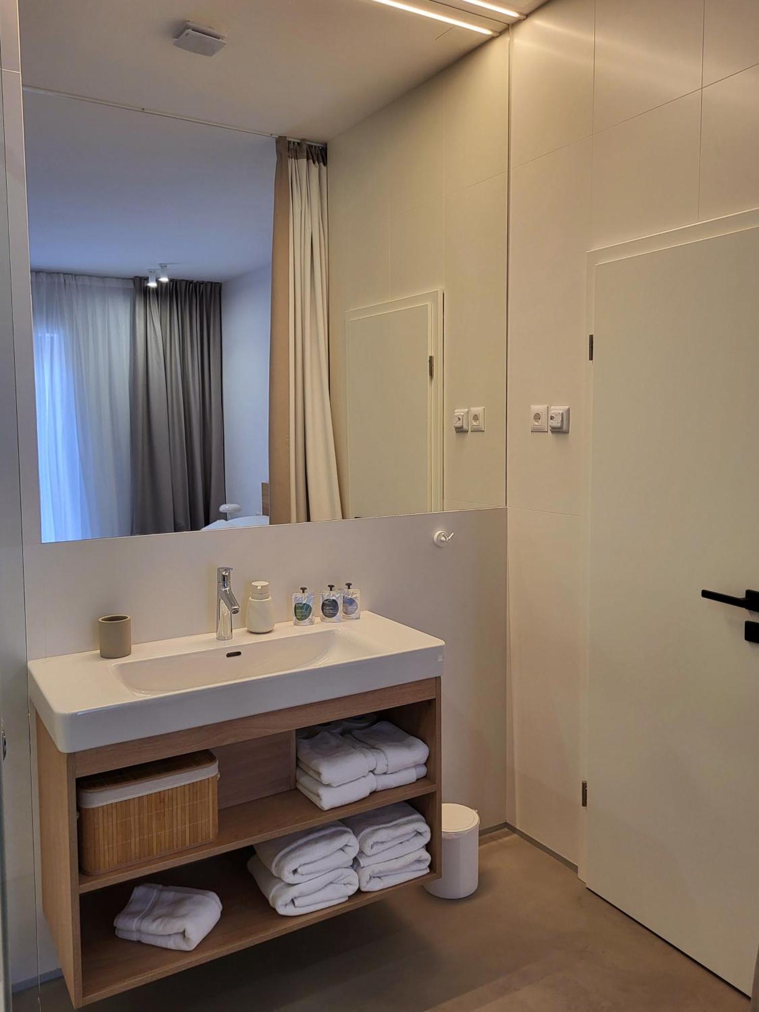 Firefly Luxury Apartment With Private Whirlpool Zadar Exterior photo